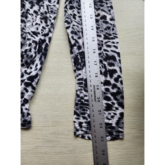 TOP/BLOUSE-BEBE-Black White Gray-Animal Print-Front Lace Up-Long Sleeves-LRG - Picture 15 of 15